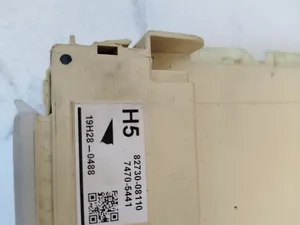 Блок запобіжників Toyota Sienna 8273008110 (2) 1